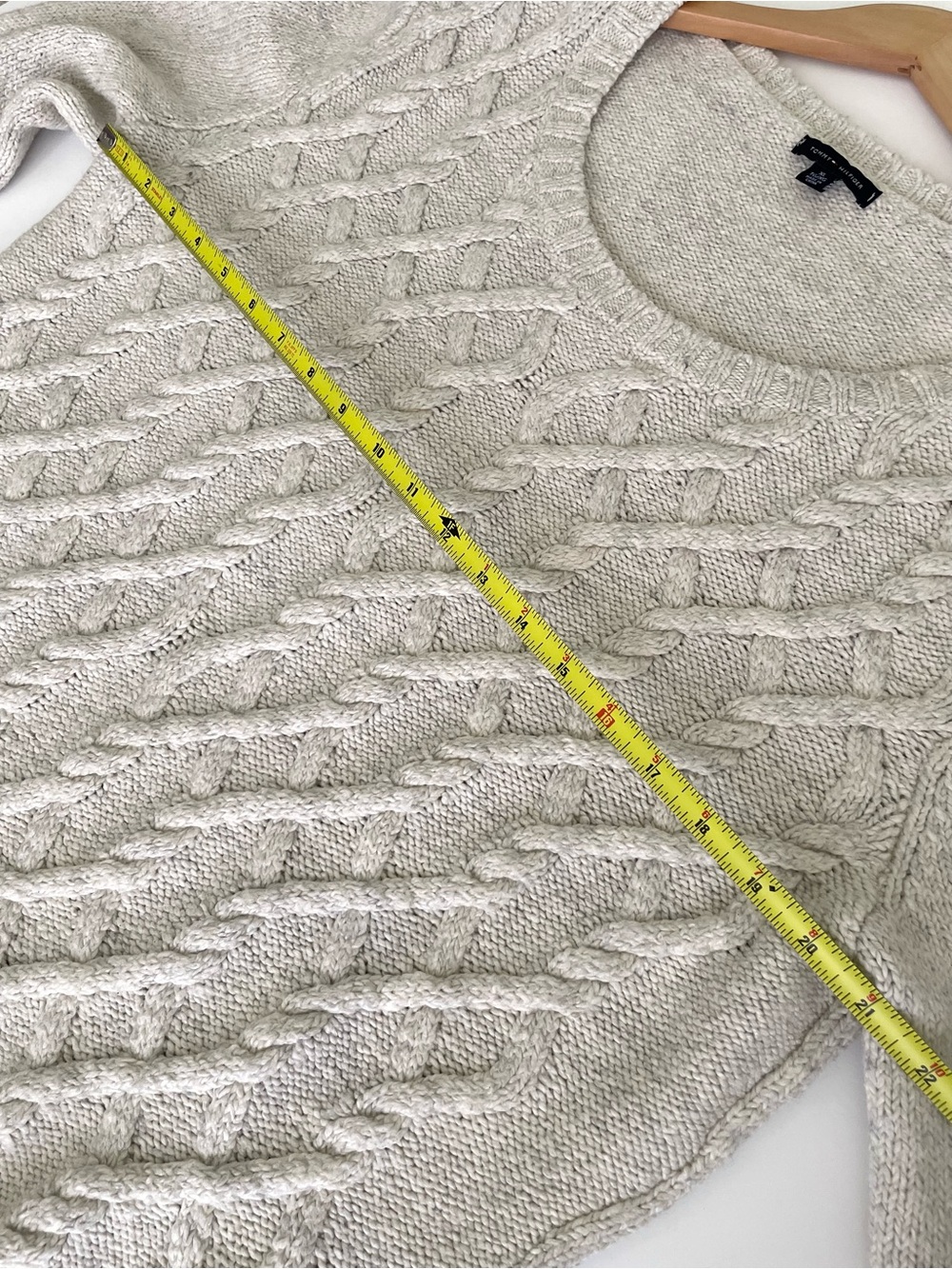 Tommy Hilfiger Cable Knit Scoop Neck Casual Fall Winter Sweater - Picture 7 of 8